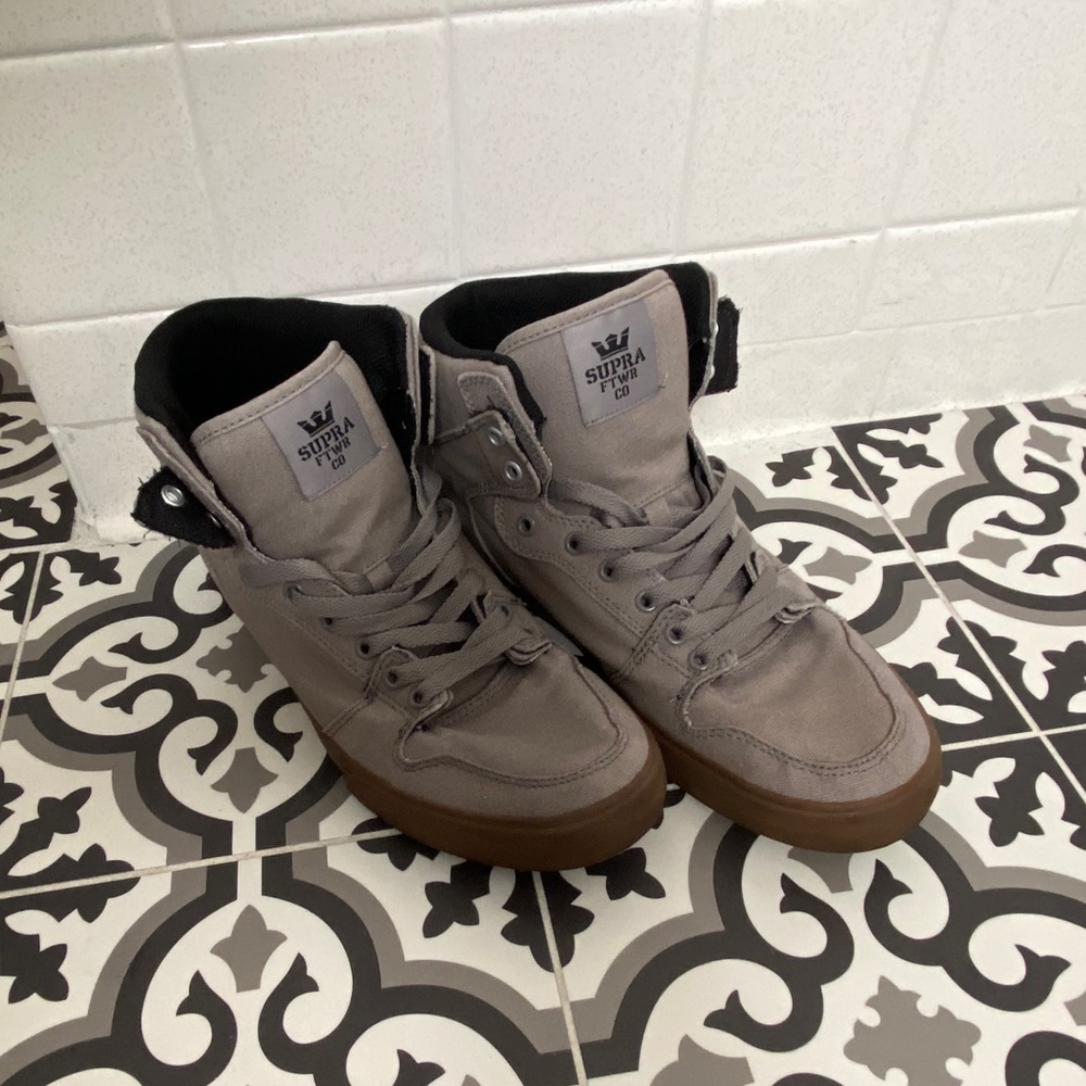 Men’s Supra Grey Hightop Sneakers